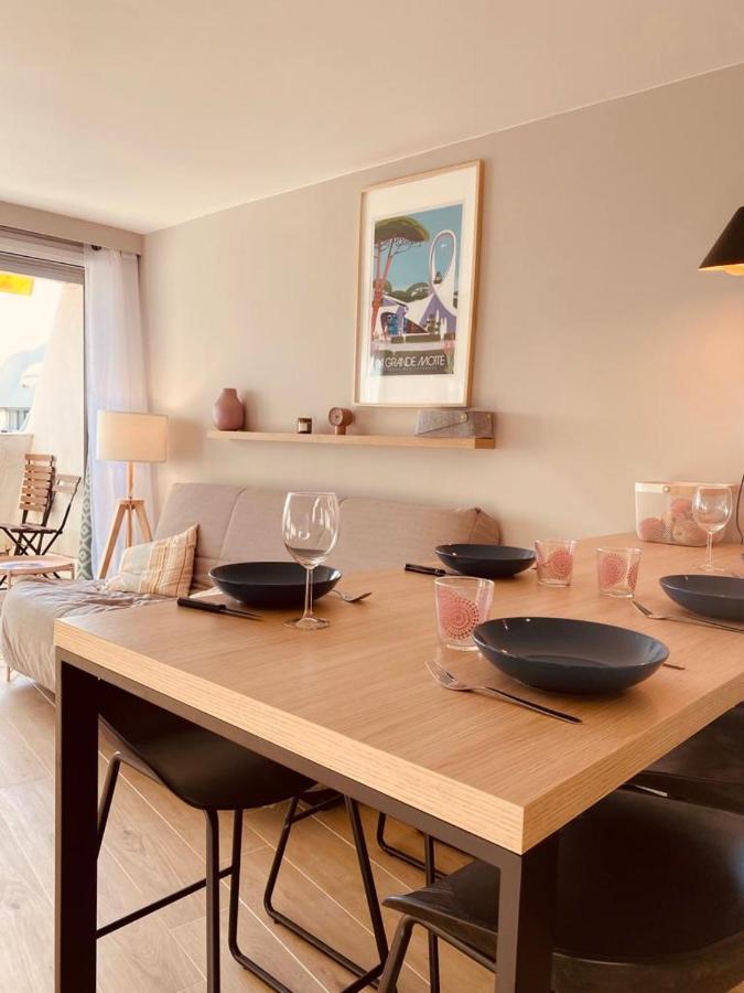 Le Cali, P2 Cabine Dans Une Residence Avec Piscine, Vue Mer Et Parking Prive La Grande Motte Bagian luar foto